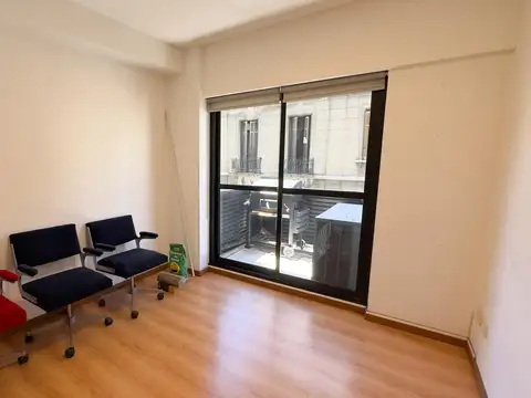 Oficina en Venta 30 años