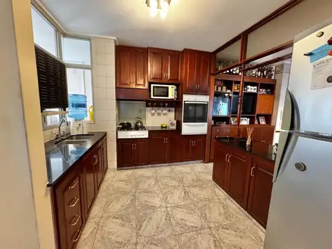 Departamento en Venta con 2 cocheras