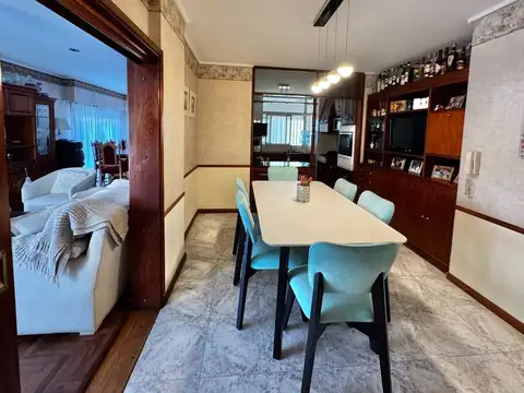Departamento en Venta de 6 ambientes