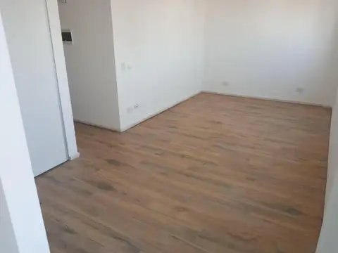 Departamento en Alquiler en San Cristóbal, $ 600.000