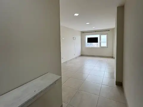 LASERRE 200, Piso 2