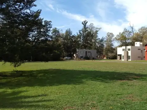 LOTE EN VENTA BARRIO LA  ARBOLADA  - Foto 0