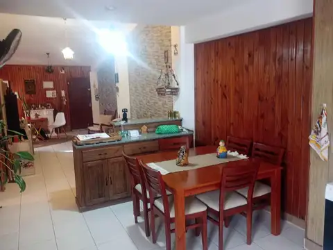 Avenida Churruarín 200
