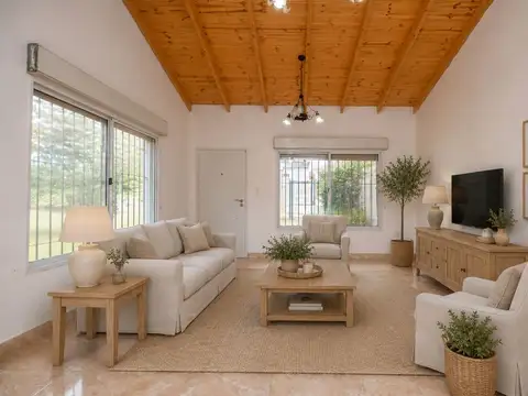 VENTA CASA DOS DORMITORIOS PATIO LOS HORNEROS