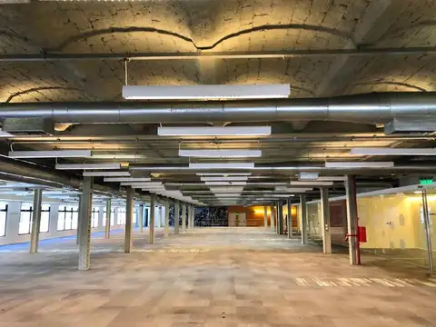 ESPECTACULAR OFICINA DE 2000M2 + 5 COCHERAS. UNICA  