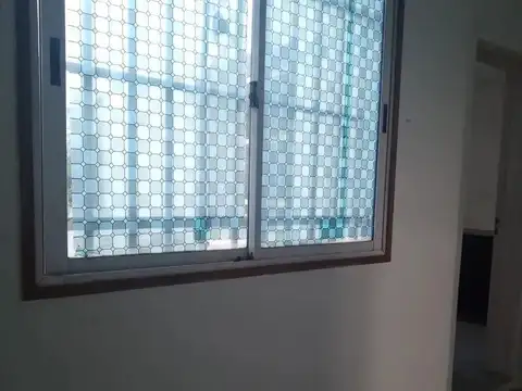 Depto Tipo Casa en Alquiler en Flores, $ 600.000