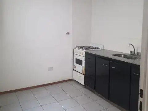 Depto Tipo Casa en Alquiler de 2 ambientes