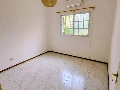 Departamento en Alquiler en Sarandi, $ 600.000