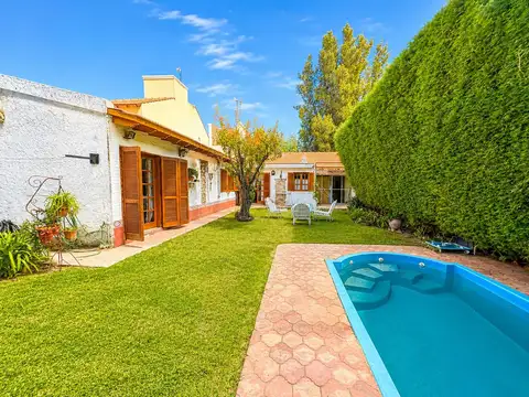 Casa en Venta en Villa Nueva de Guaymallen, Guaymallén