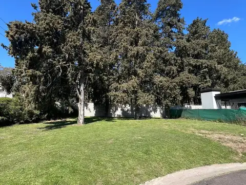 Terreno en  Barrio Magna, Adolfo Sourdeaux 
