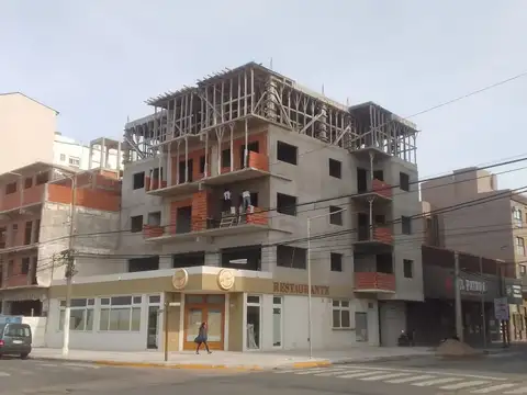 COSTANERA Y LIBERTADOR