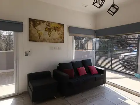 Hermosa casa en venta en Carpintería