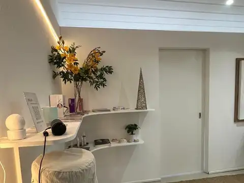 Oficina en Alquiler en Benavidez, $ 1.800.000