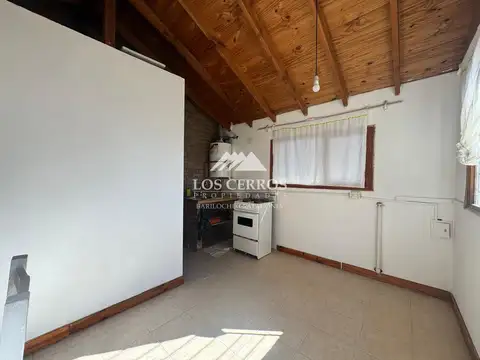 Casa en Alquiler con 1 cochera