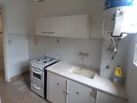 Departamento en Alquiler en Pompeya, $ 540.000