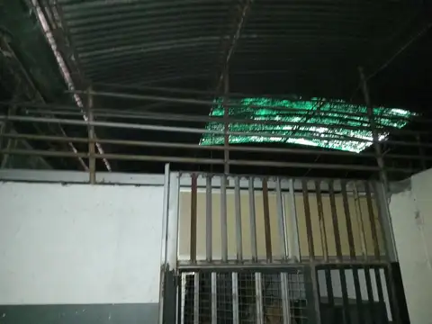 Galpon en Alquiler 25  mts Fondo