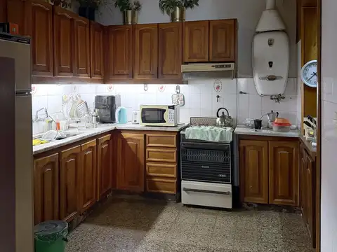 Depto Tipo Casa en Venta de 5 ambientes