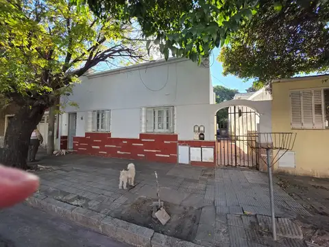 VENTA CASA A REFACCIONAR B° SAN VICENTE