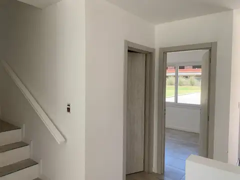 saravi 2000