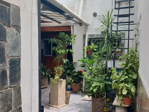 Depto Tipo Casa en Venta de 5 ambientes