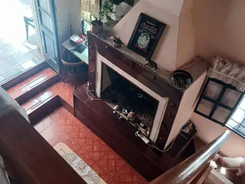 Depto Tipo Casa 5 ambientes con 1 baño