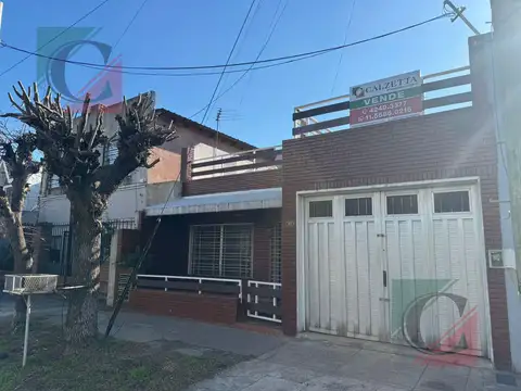 Casa 4 ambientes con cochera APTA CREDITO BANCO CIUDAD