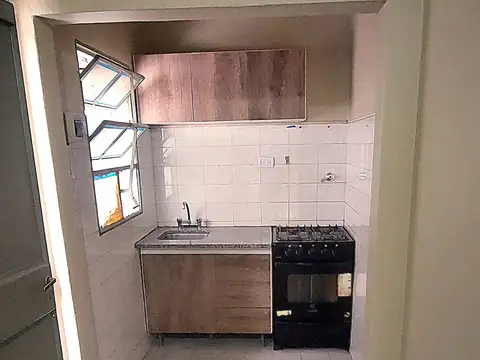 Departamento tipo casa en alquiler en Villa Martelli