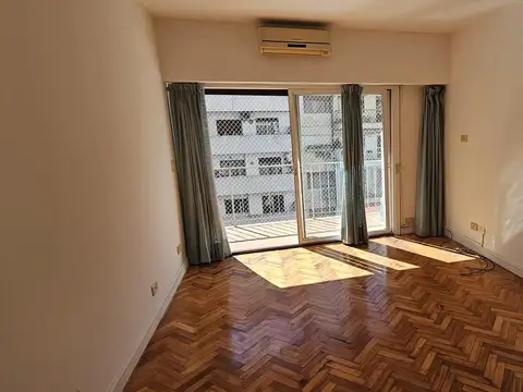 Av. Gral. Las Heras al 2200