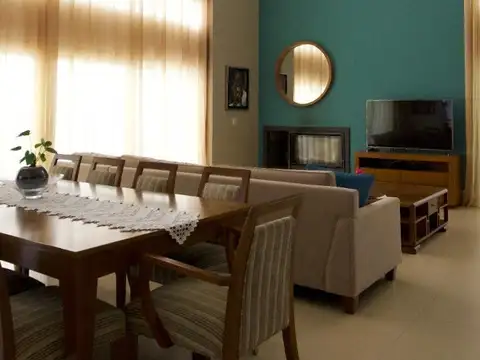 Casa en Venta en Quebradas, USD 800.000