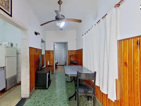 VENTA Casa 3 ambientes Sarandí con patio, lavadero