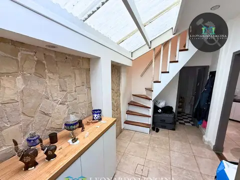 Depto Tipo Casa en Venta 60 años