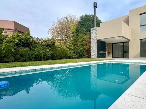 VENTA CASA 4 AMBIENTES FINCAS DE HUDSON