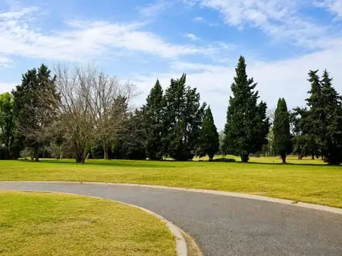 Terreno en Venta en Lomas Athletic Club, USD 49.000
