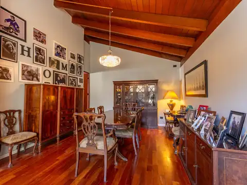 Casa 4 ambientes con 3 baños