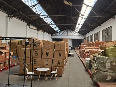 Galpon de 480 m2 cubiertos en galponera con seguridad