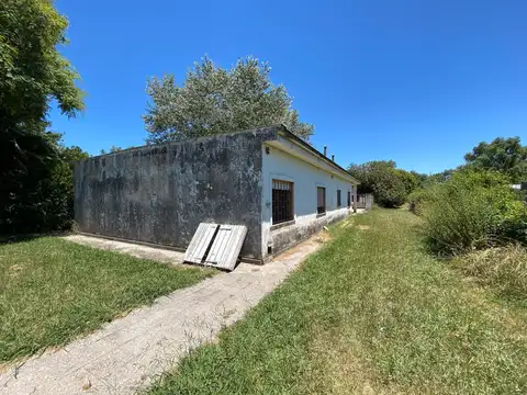 Casa 6 ambientes con 1 baño