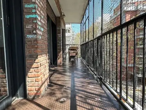 ZONA RESIDENCIAL PISO 3 DORMITORIOS CON COCHERA BAÑO Y TOIL COC/COMEDOR