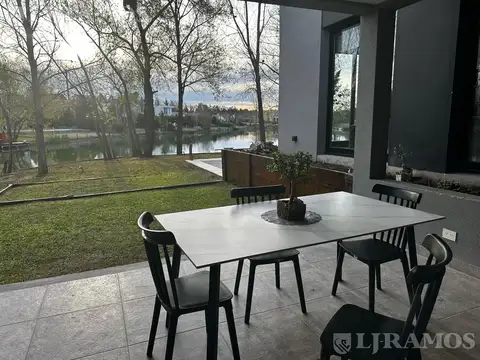 Impecable Casa en Alquiler Anual Amueblada PG