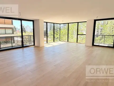 Jose Hernandez  al 1700