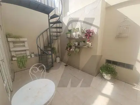 VENTA PH 3 AMBIENTES CON TERRAZA, QUINCHO, PATIO Y COCHERA - VILLA DEL PARQUE
