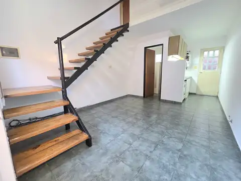 Casa en Alquiler en La Loma, La Plata