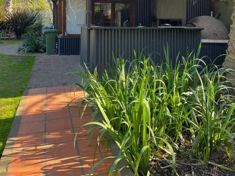 CASA EN VENTA PARQUE LELOIR