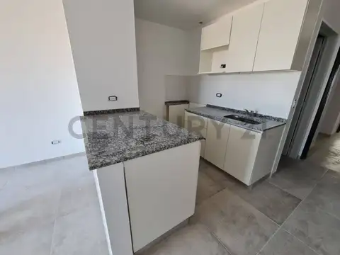Enzo Bordabehere 2900, Piso 1