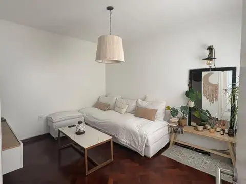 Depto Tipo Casa 4 ambientes con 3 baños