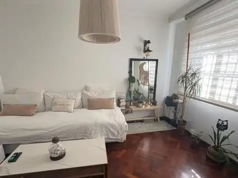 Depto Tipo Casa en Venta 45 años