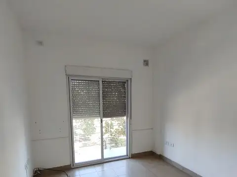 Departamento en Alquiler en Merlo Sur, $ 750.000