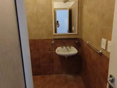 Departamento en Alquiler con 1 cocheras