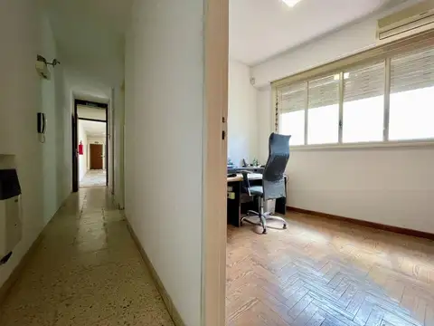37 entre 11 y 12 800