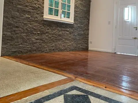 Julian S De Aguero 1900, Piso PB