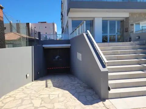 Cochera cubierta subterránea - Zona Centro - Villa Gesell